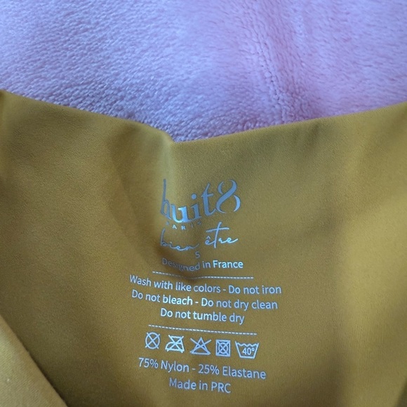 HUIT8 Paris BIEN-ETRE V-CUT SHORTS Sz S
$69.00 $30
Mustard - Picture 14 of 16